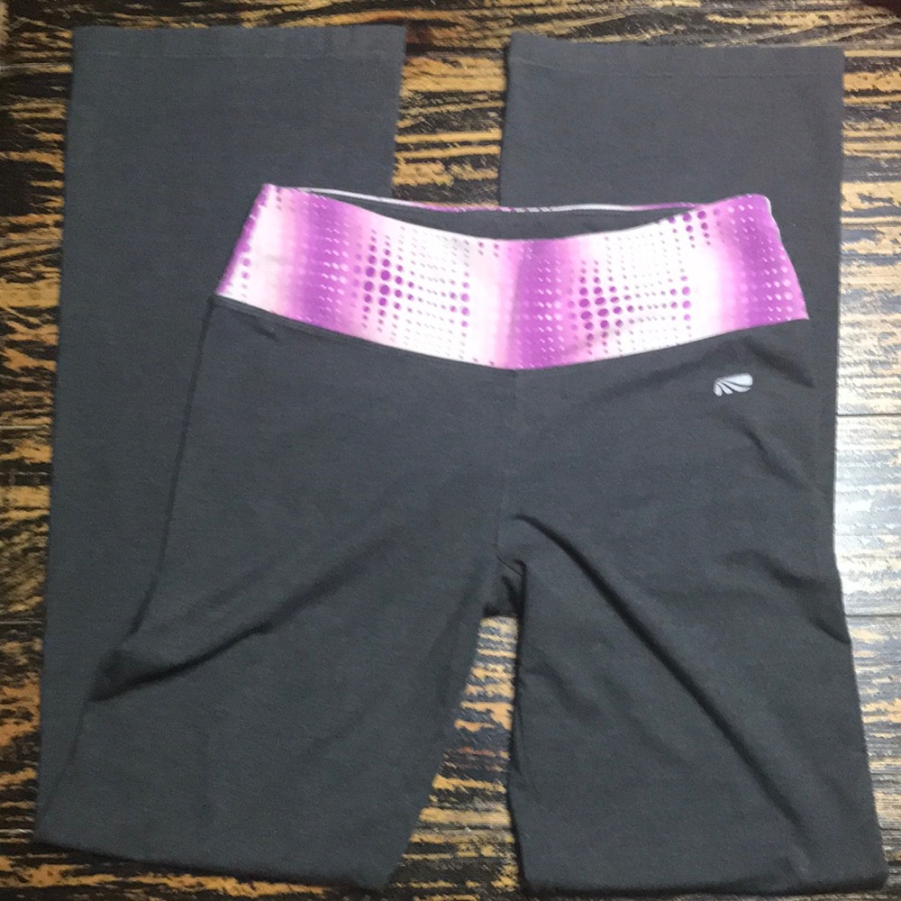 - SOLD- Marika Yoga Pants - Picture 4 of 5